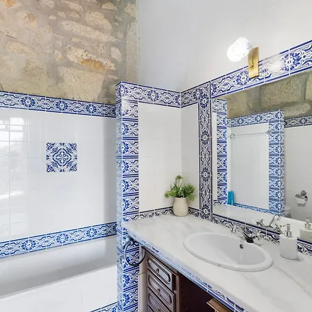 Castelo De Portuzelo Casa de Férias *